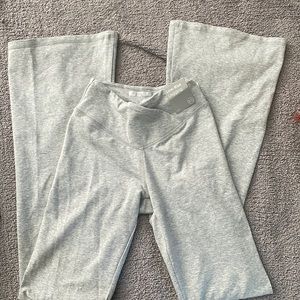 NWT Forever 21 Low Rise Flare Leggings XS